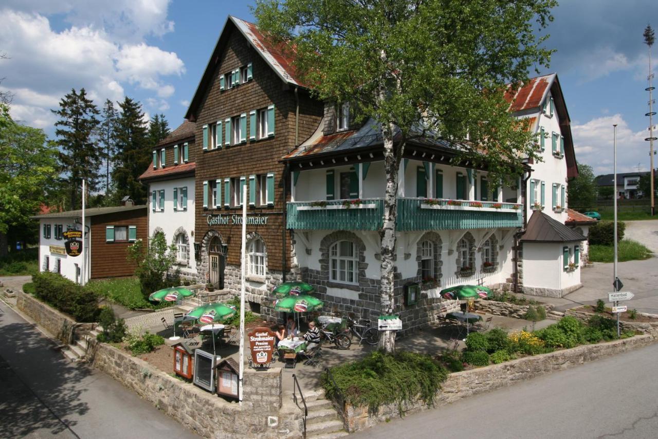 Gasthof Pension Strohmaier Haidmühle Exteriör bild